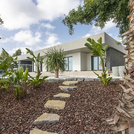 Monroy By Algarve Holidays Villa Almancil